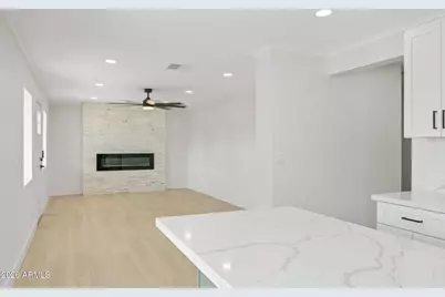 9845 N 15th Avenue, Phoenix, AZ 85021 - Photo 9