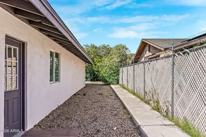 9845 N 15th Avenue, Phoenix, AZ 85021 - Photo 25