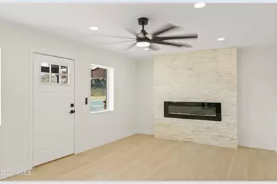 9845 N 15th Avenue, Phoenix, AZ 85021 - Photo 5