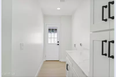 9845 N 15th Avenue, Phoenix, AZ 85021 - Photo 17