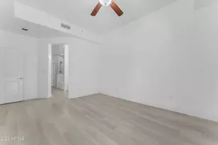 945 E Playa Del Norte Dr, Tempe, AZ 85288 - Photo 23