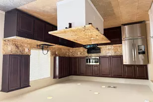 9237 W Coolbrook Ave, Peoria, AZ 85382 - Photo 47