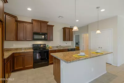 6168 W Freeway Lane, Glendale, AZ 85302 - Photo 3