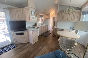 1045 S Cheyenne Dr, Apache Junction, AZ 85119 - Photo 7