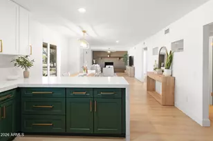 18428 N 42nd St, Phoenix, AZ 85032 - Photo 9