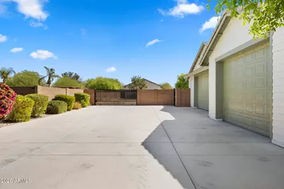 2505 S 199th Avenue, Buckeye, AZ 85326 - Photo 9