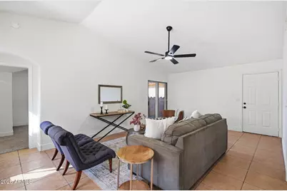 4545 N 67th Avenue #1118, Phoenix, AZ 85033 - Photo 9