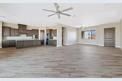 2534 W Fernwood Drive, Phoenix, AZ 85086 - Photo 15