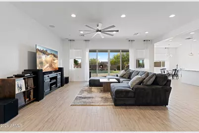 12487 W Oyer Lane, Peoria, AZ 85383 - Photo 17