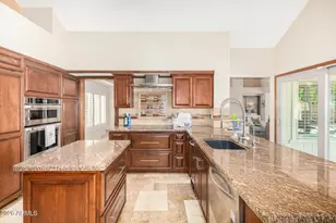 1942 E Krista Way, Tempe, AZ 85284 - Photo 9