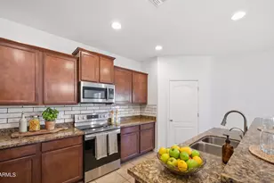 41268 W Barcelona Dr, Maricopa, AZ 85138 - Photo 7