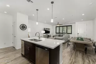 1917 E Hampton Ln, Gilbert, AZ 85295 - Photo 7