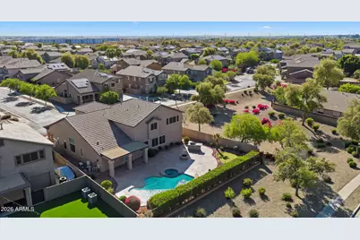 11728 N 144th Drive, Surprise, AZ 85379 - Photo 5