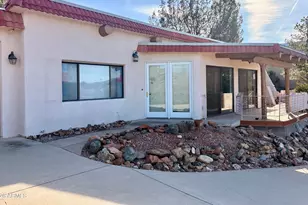 201 E Papago Ln, Cottonwood, AZ 86326 - Photo 3