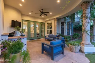 505 E Adair Dr, Phoenix, AZ 85012 - Photo 7