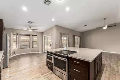 7609 W Yucca Street, Peoria, AZ 85345 - Photo 9