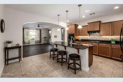 15619 W Minnezona Avenue, Goodyear, AZ 85395 - Photo 11