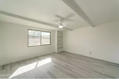 2031 N 28th Place, Phoenix, AZ 85008 - Photo 15