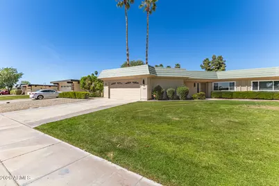 10634 W Hutton Drive, Sun City, AZ 85351 - Photo 3