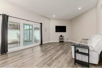 10634 W Hutton Drive, Sun City, AZ 85351 - Photo 5