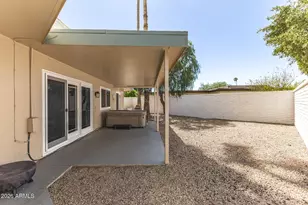 10634 W Hutton Dr, Sun City, AZ 85351 - Photo 19