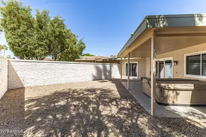 10634 W Hutton Drive, Sun City, AZ 85351 - Photo 23