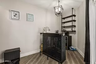 10634 W Hutton Dr, Sun City, AZ 85351 - Photo 9
