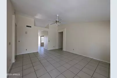 11941 N 69th Avenue, Peoria, AZ 85345 - Photo 17