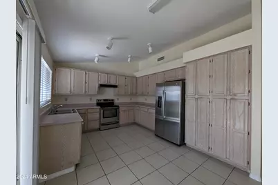 11941 N 69th Avenue, Peoria, AZ 85345 - Photo 19