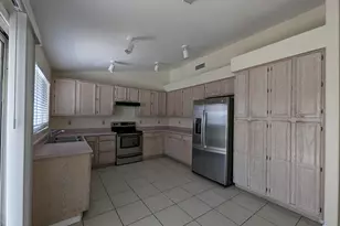 11941 N 69th Ave, Peoria, AZ 85345 - Photo 19
