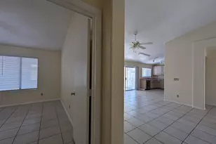 11941 N 69th Ave, Peoria, AZ 85345 - Photo 23