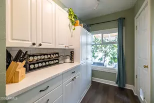 1244 E Palm Ln, Phoenix, AZ 85006 - Photo 23