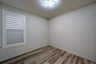 5902 N 86th Dr, Glendale, AZ 85305 - Photo 25