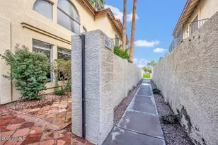 8841 S 51st St, Phoenix, AZ 85044 - Photo 5