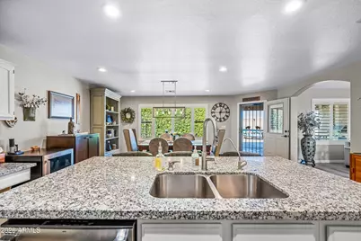 11558 E Lomita Avenue, Mesa, AZ 85209 - Photo 17