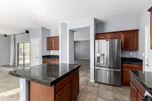 3739 W Memorial Dr, Phoenix, AZ 85086 - Photo 13