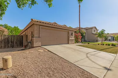 295 W Goldfinch, Chandler, AZ 85286 - Photo 3