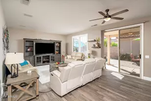 19510 N Carriage Ln, Surprise, AZ 85374 - Photo 9