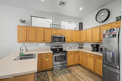 9904 E Keats Avenue, Mesa, AZ 85209 - Photo 11