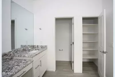 9225 W Willow Bend Lane, Phoenix, AZ 85037 - Photo 27
