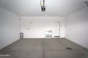 9225 W Willow Bend Ln, Phoenix, AZ 85037 - Photo 31