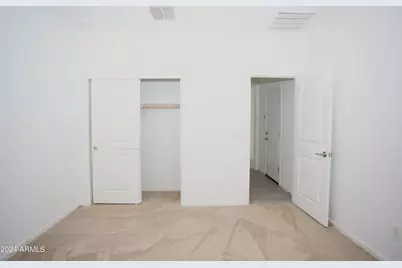 9225 W Willow Bend Lane, Phoenix, AZ 85037 - Photo 11