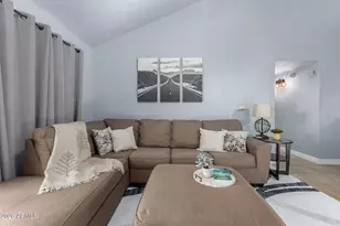 1111 W Summit Pl, Chandler, AZ 85224 - Photo 7