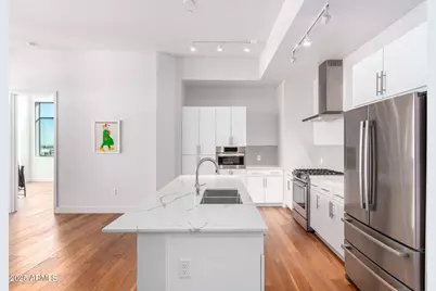 3131 N Central Avenue #7002, Phoenix, AZ 85012 - Photo 5