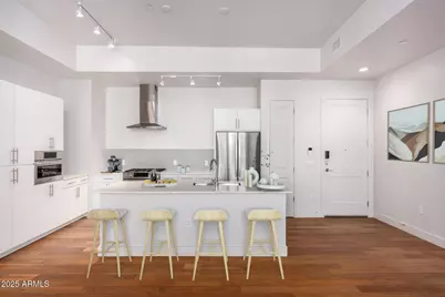 3131 N Central Avenue #7002, Phoenix, AZ 85012 - Photo 3