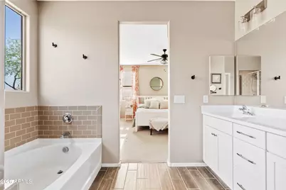 7915 S 23rd Way, Phoenix, AZ 85042 - Photo 23