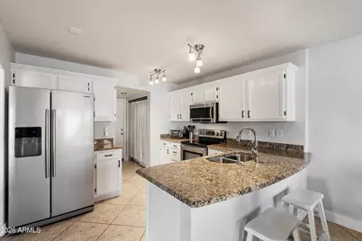19058 N 23rd Place, Phoenix, AZ 85024 - Photo 5