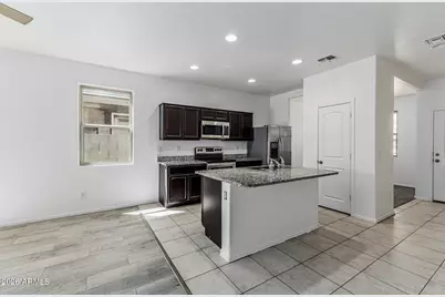 42061 W Lunar Street, Maricopa, AZ 85138 - Photo 13