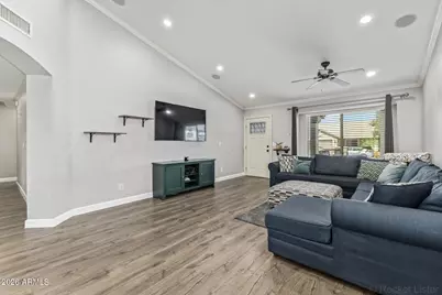 637 W Wagner Court, Gilbert, AZ 85233 - Photo 9