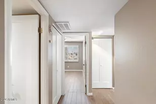 7810 E Keim Dr, Scottsdale, AZ 85250 - Photo 13